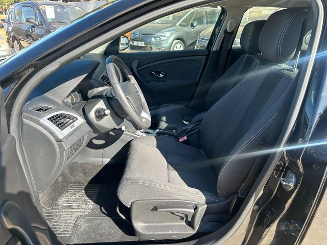RENAULT MEGANE DYNAMIQUE 2.0 AUTO SPANISH LHD IN SPAIN 89000 MILES 1 OWNER 2011